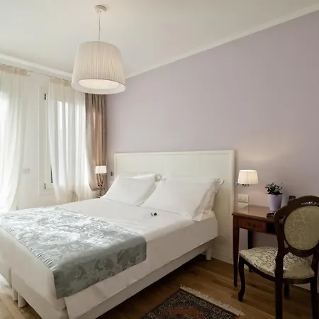 Chiara - 4* Местре