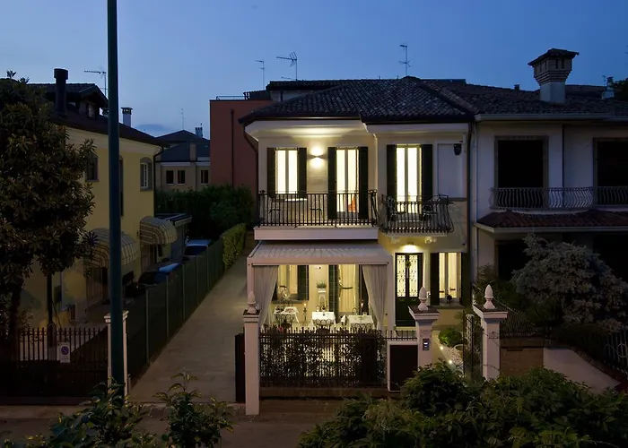 Chiara - Vendégház 4*