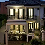 キアラ 4* メストレ