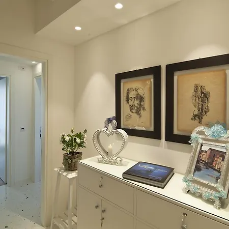 Chiara - Μέστρε